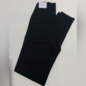 NWT American Eagle Outfitters Black Leggings